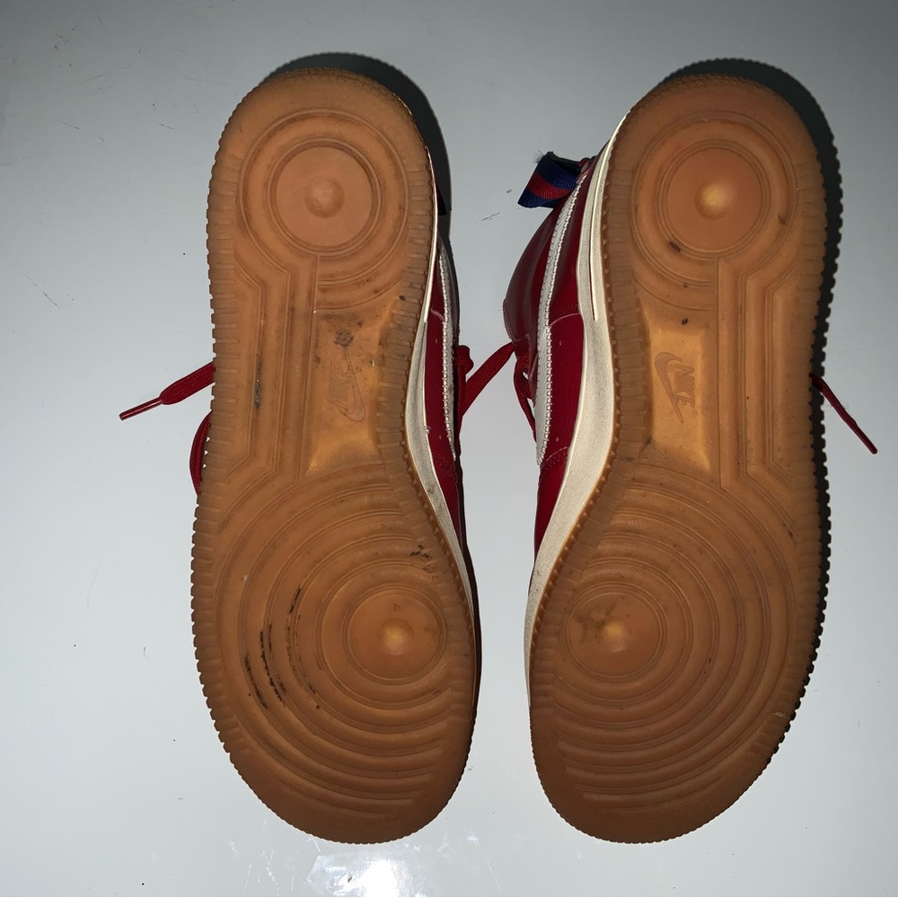 Nike Red and White Men's Athletic Shoes - Picture 5 of 7